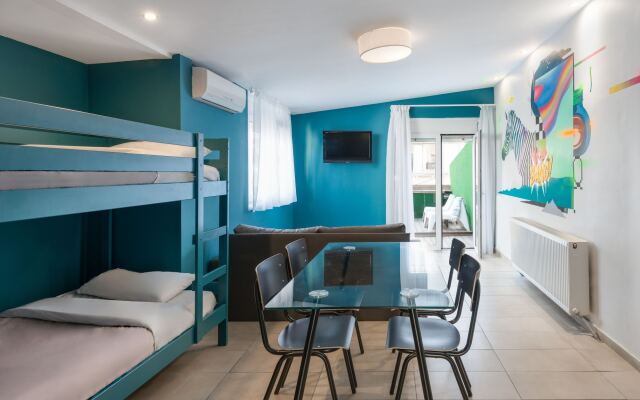 Colors Rooms & Apartments