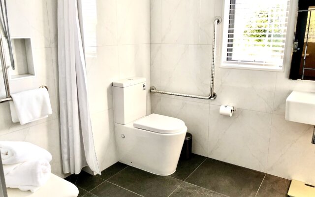 Whitewood Suites Inner City Luxury Apartments
