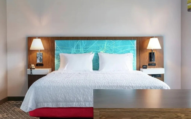 Hampton Inn by Hilton Kingston