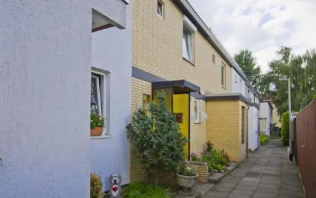 Private Apartment Relax Lincoln (4532)