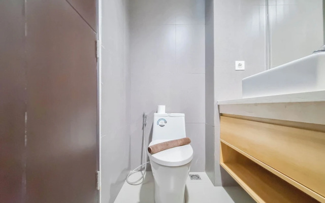 Homey And Minimalist Studio At Patraland Amarta Apartment