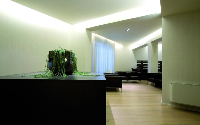 Hotel Ovest