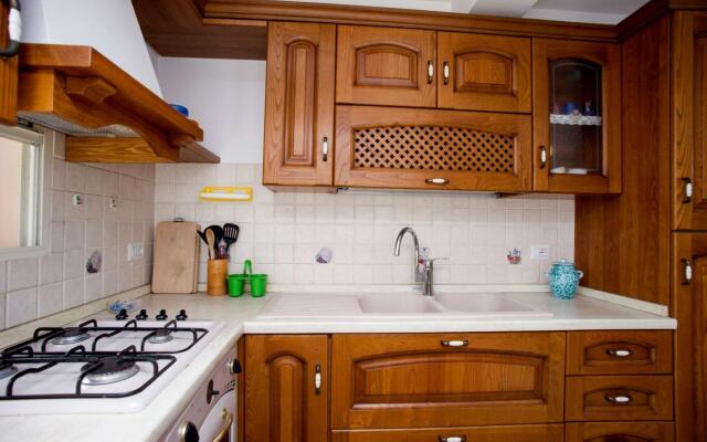 Le Tartarughe Three-room apartment-TRILOCALE LE TARTARUGHE