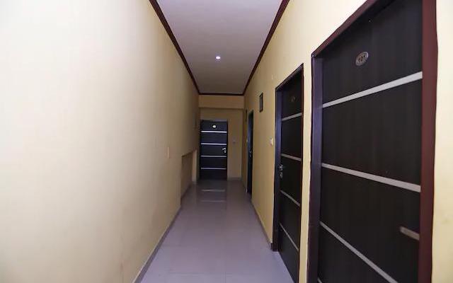 OYO Flagship 75829 Hotel Ariya International