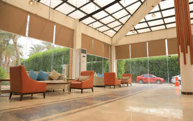 Byoot Bay Hotel & Resort