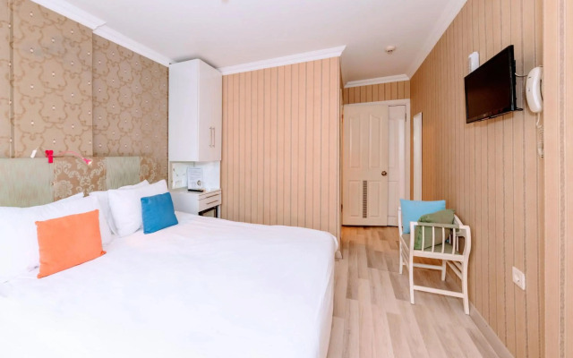 Hotel Golden Sand