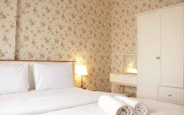 Near Pasteur Exit Toll 2BR Apartment at Gateway Pasteur By Travelio – Guest Rooms – Bandung