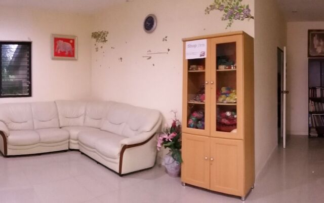 Penny's Home Stay Resort