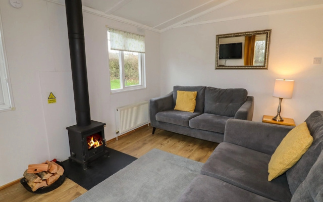 Wayside Lodge