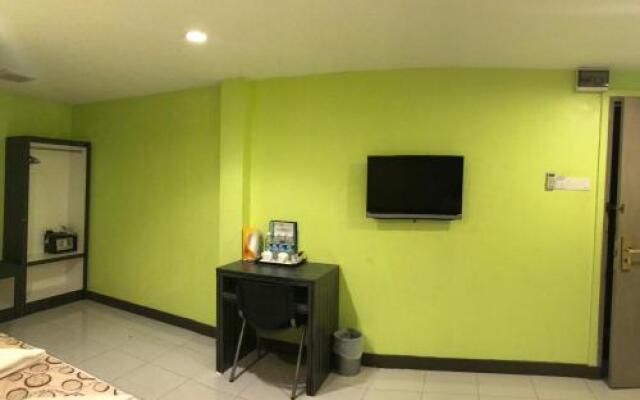 Sarikei Garden Hotel