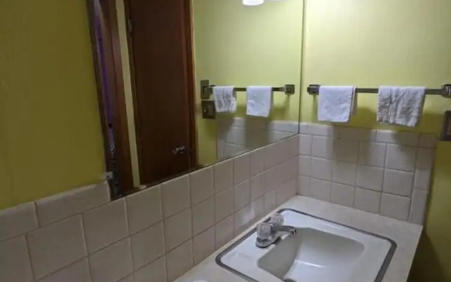 Great Plains Budget Inn