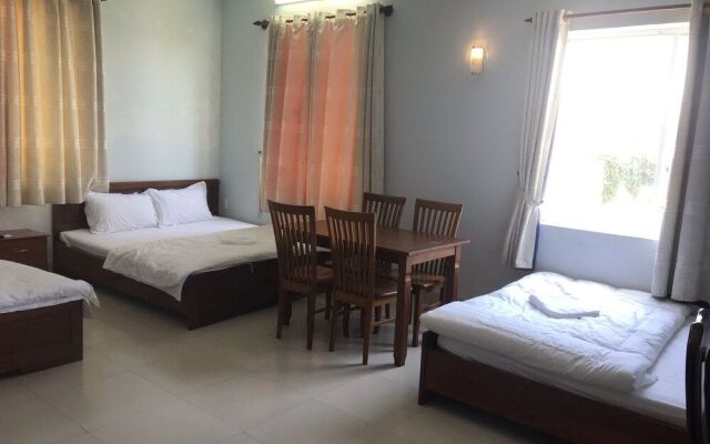 Red Sun Hotel
