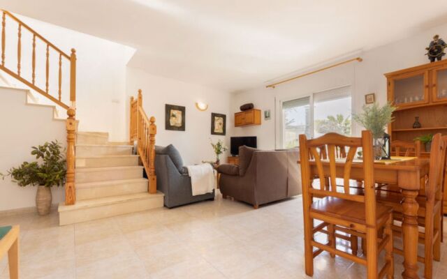 House Jenaro Deltebre