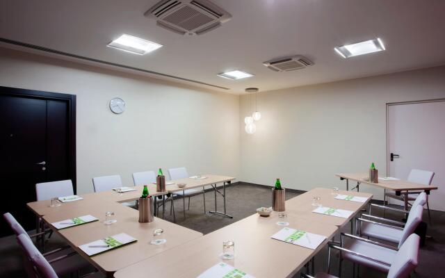 Holiday Inn Genoa City by IHG