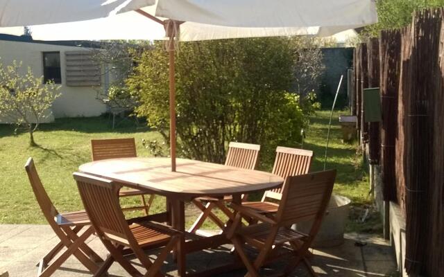 Beautiful Holiday Home in Agon-Coutainville with Garden