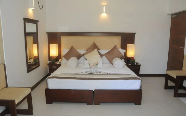 Scarlet White Resort