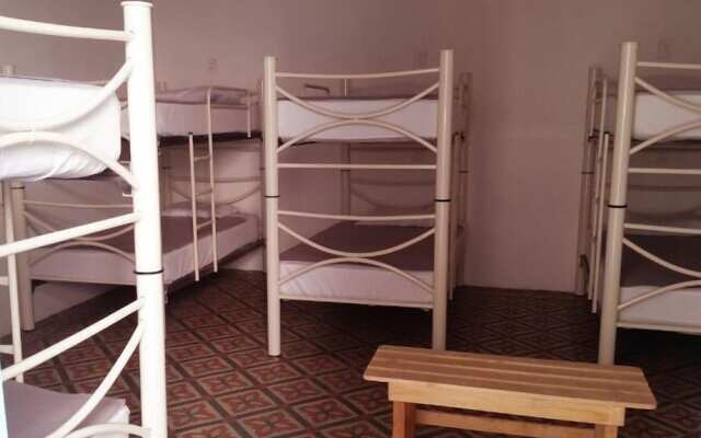 Santa Lucha Hostel