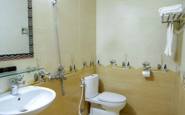 Van Xuan Royal Hotel