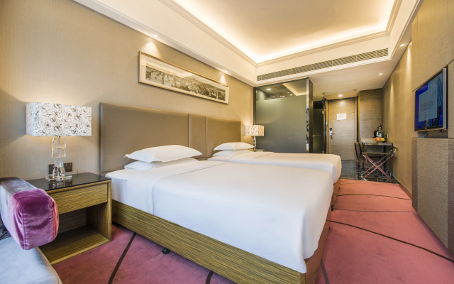 La Perle International Hotel - Free shuttle between hotel and Exhibition Center during Canton Fair & Exhibitor registration Counter