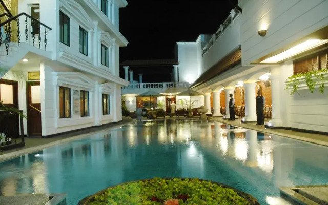 Anandha Inn Convention Centre and Suites
