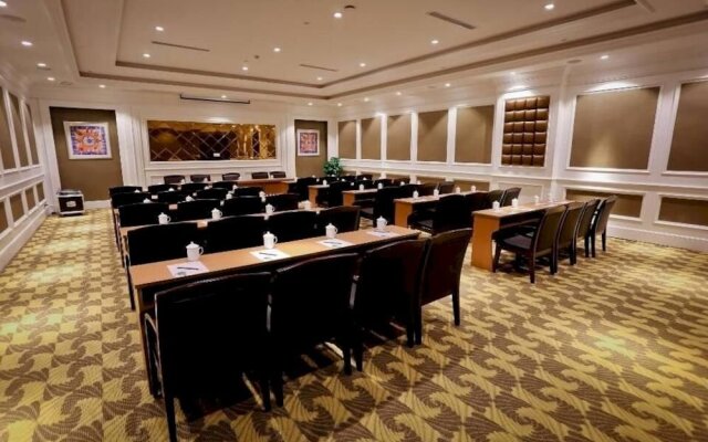 Shitang Relax Grand Hotel