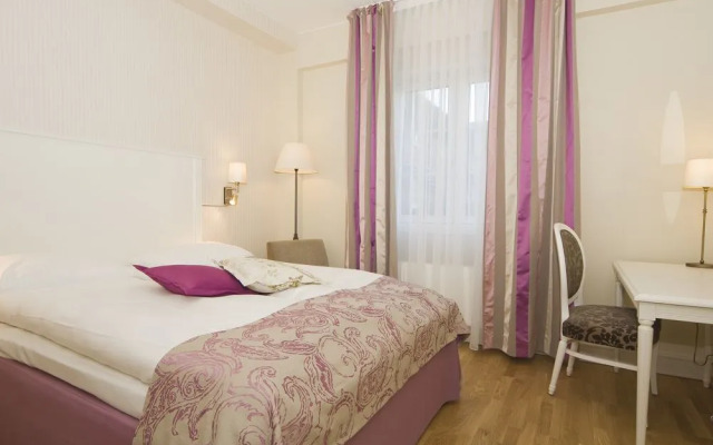 Bårdshaug Herregård