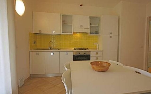 Apartment Myrsine Porto Istana