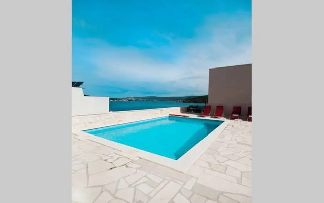 Villa Mona