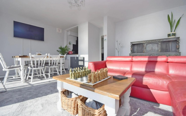 Marine Court - Bognor Regis