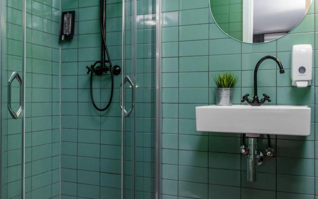 Swanky bed&breakfast