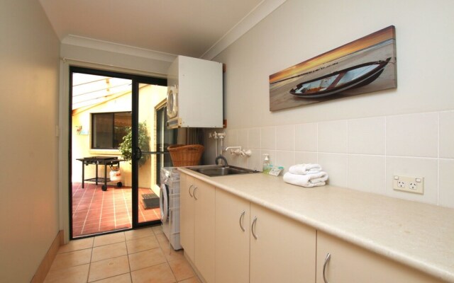 Tekani - Lennox Head
