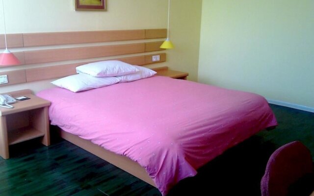 Home Inn Wuxi Meicun Village