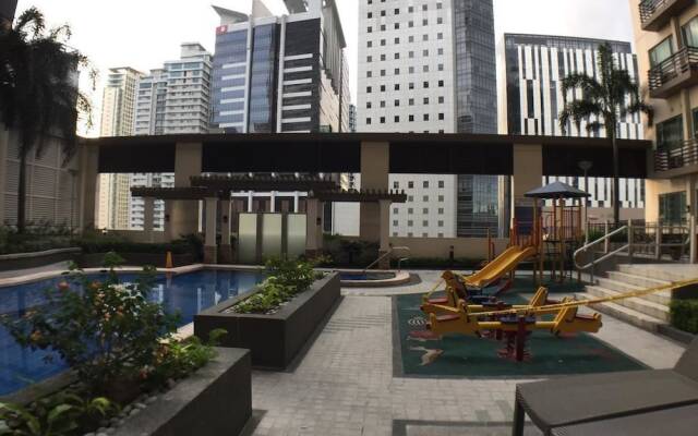 McKinley Park Residences