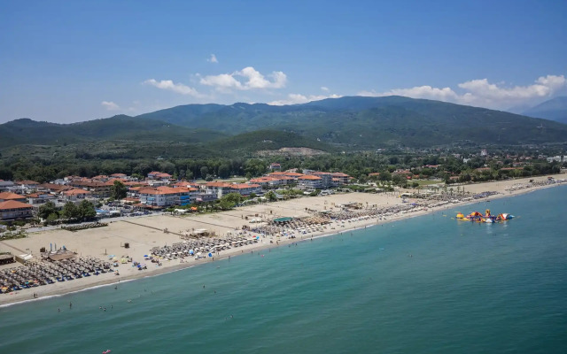 Agyra Seaview Hotel by Panel Hospitality