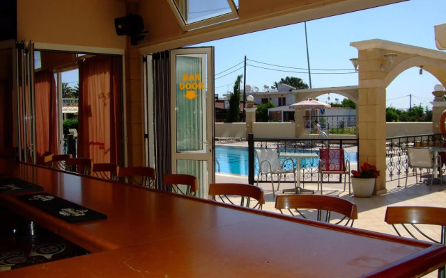 Antonios Hotel