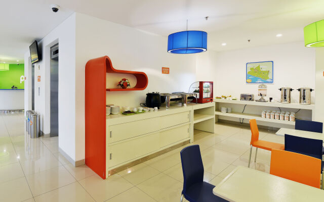 POP! Hotel Malioboro Yogyakarta