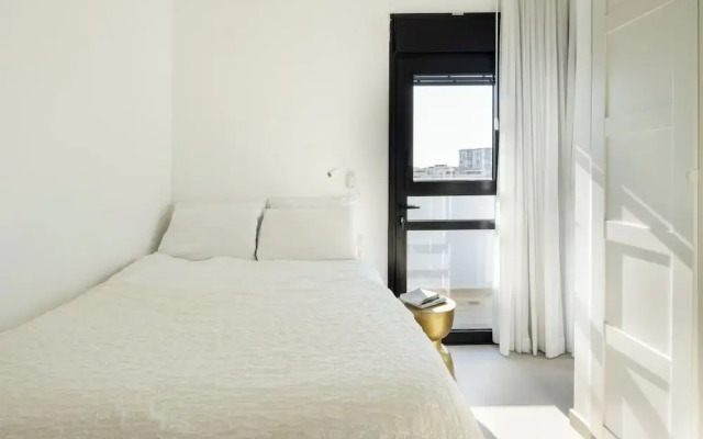 Rooftop Jacuzzi Penthouse by Sea N' Rent