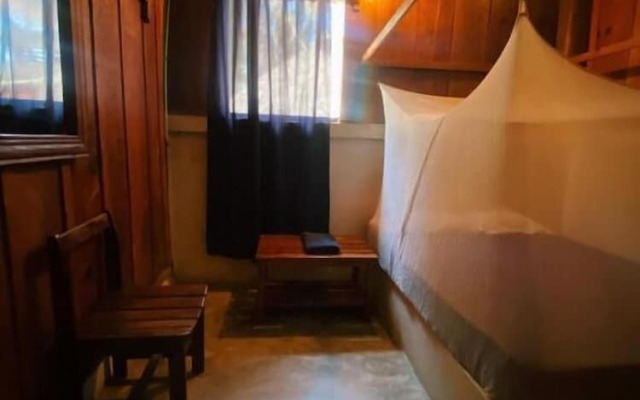 Hostal Punta Paraíso Cabañas