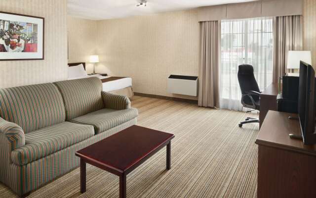 Days Inn by Wyndham Brantford