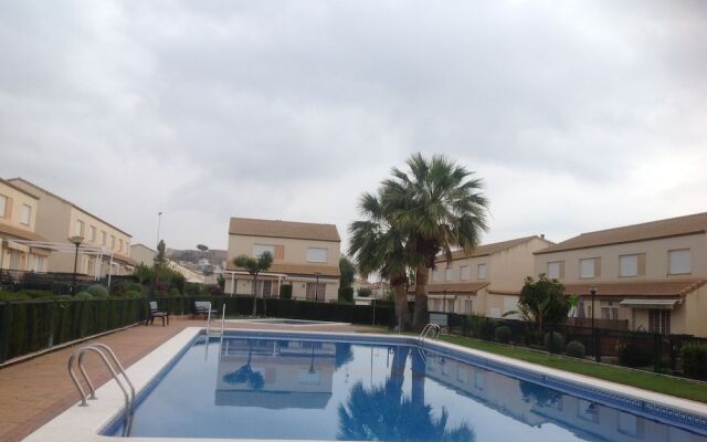 LET 4 U Nova Oropesa III