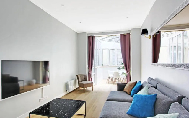Pick a Flat's Apartment in le Marais - rue Vieille du Temple