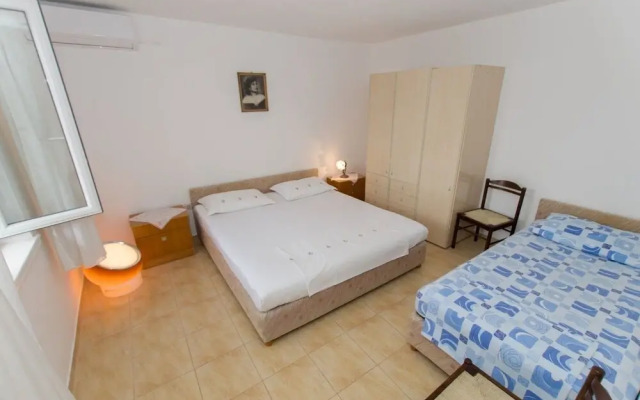 Miljko - 80 m From Beach - A1