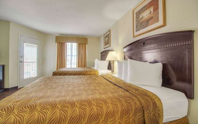 MainStay Suites Texas Medical Center/Reliant Park