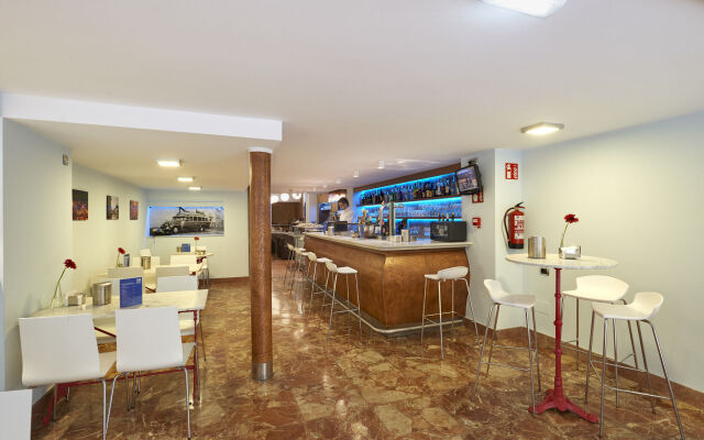 Hotel 40 Nudos