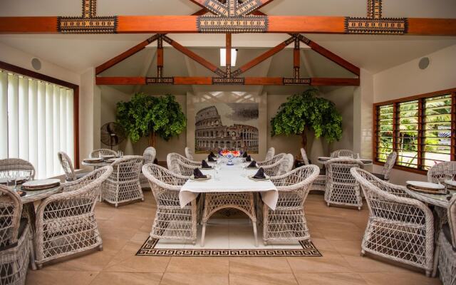 La Dolce Vita Holiday Villas