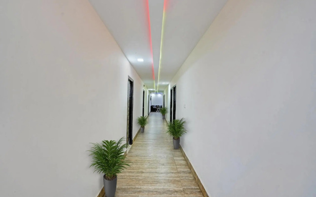 Collection O 92647 Hotel Aditya Grand