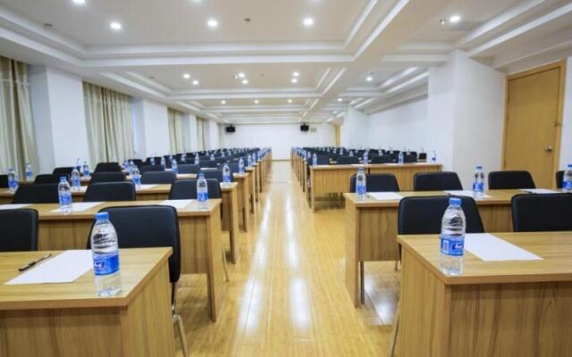 GreenTree Inn Hefei Feixi County South Jinzhai Road Jinyun International Hotel