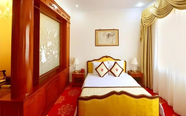 Tan Son Nhat 1 Hotel