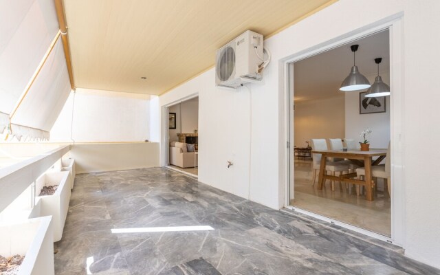 Modern ParkView 2bdr