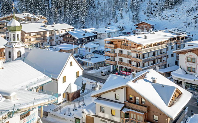 Apartment in Gerlos Next to the ski Slope